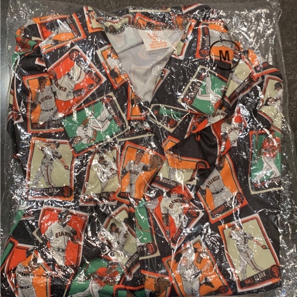 San Francisco Giants Aloha Limited Edition Legends Shirt - Picture 2 of 5